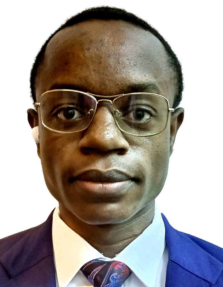 a picture of Oscar Tiego smiling